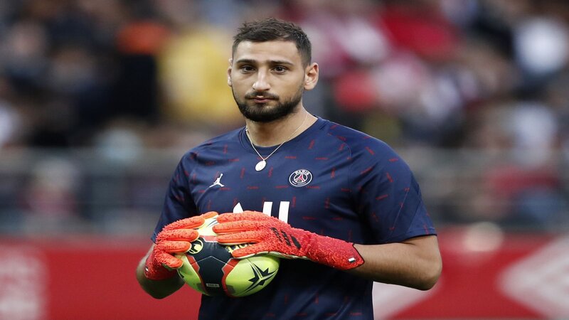 Gianluigi Donnarumma hiện đang thi đấu cho Paris Saint-Germain